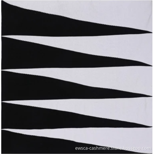 black and white Pure Cashmere intarsia knitted pillow